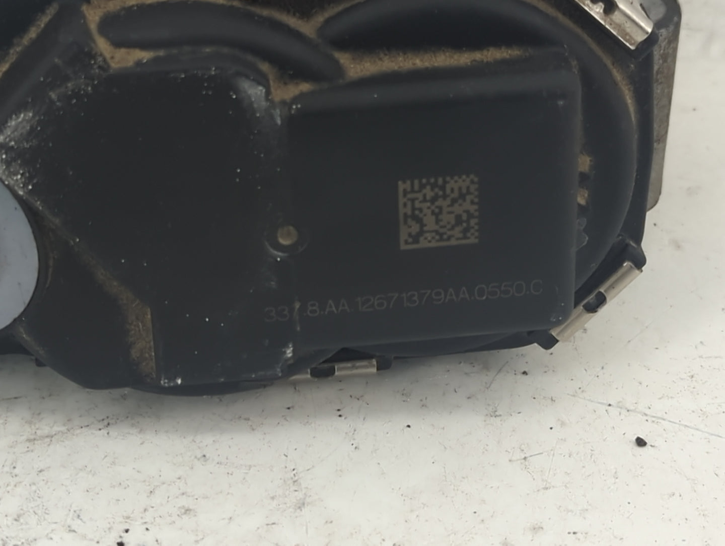 2016-2021 Chevrolet Malibu Throttle Body P/N:12671379AA Fits Fits 2016 2017 2018 2019 2020 2021 2022 OEM Used Auto Parts - O