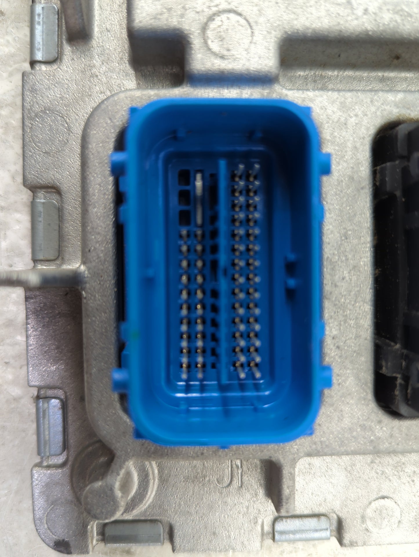 2020-2021 Chevrolet Malibu PCM Engine Control Computer ECU ECM PCU OEM P/N:116833270 12718932 Fits Fits 2020 2021 2022 OEM U