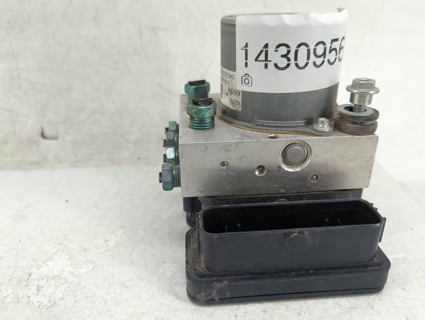 2019-2021 Chevrolet Malibu ABS Pump Control Module Replacement P/N:065055766 Fits Fits 2019 2020 2021 OEM Used Auto Parts - 