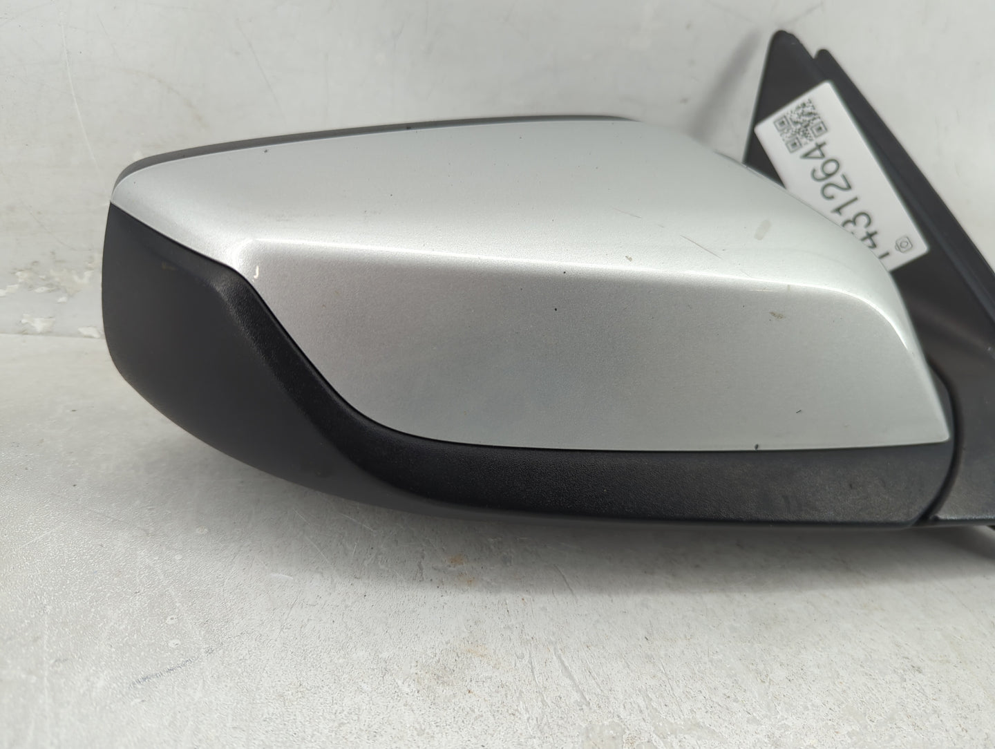 2019-2021 Chevrolet Malibu Passenger Side View Mirror - Right Door Mirror OEM Used - Oemusedautoparts1.com