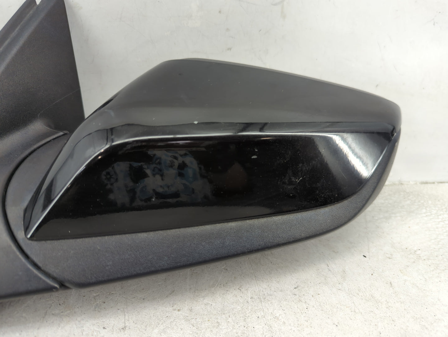 2019-2021 Chevrolet Malibu Driver Side View Mirror - Left Door Mirror OEM Used - Oemusedautoparts1.com
