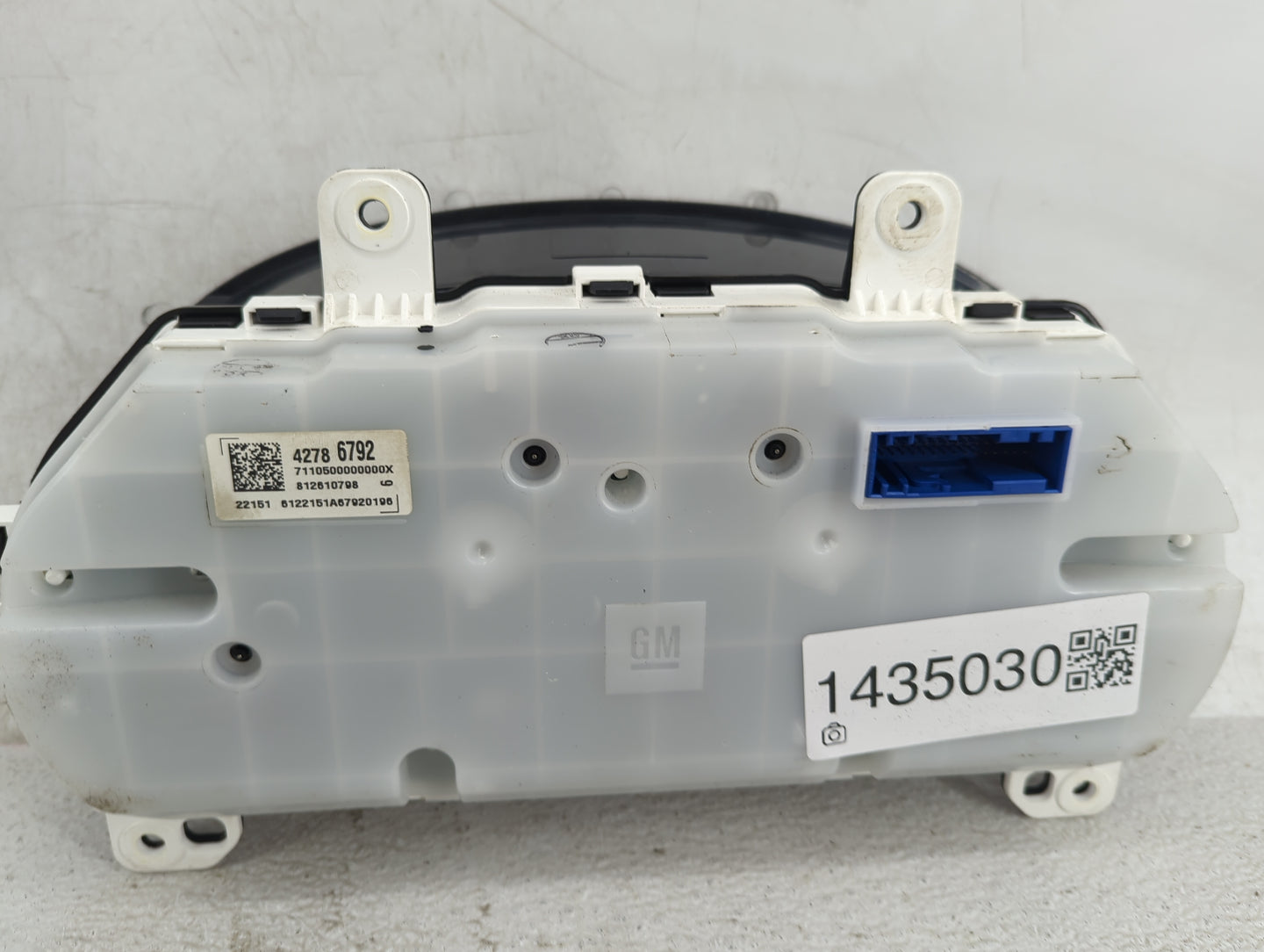 2022 Chevrolet Malibu Instrument Cluster Speedometer Gauges P/N:42786792 Fits OEM Used Auto Parts - Oemusedautoparts1.com