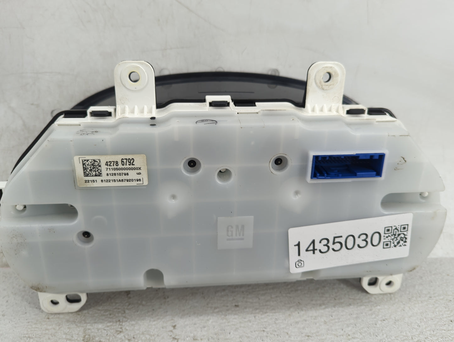 2022 Chevrolet Malibu Instrument Cluster Speedometer Gauges P/N:42786792 Fits OEM Used Auto Parts - Oemusedautoparts1.com