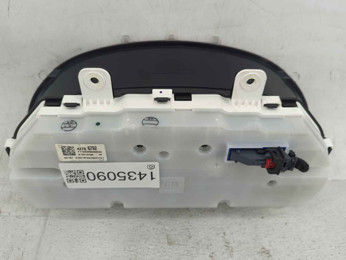 2022 Chevrolet Malibu Instrument Cluster Speedometer Gauges P/N:42786792 Fits OEM Used Auto Parts - Oemusedautoparts1.com