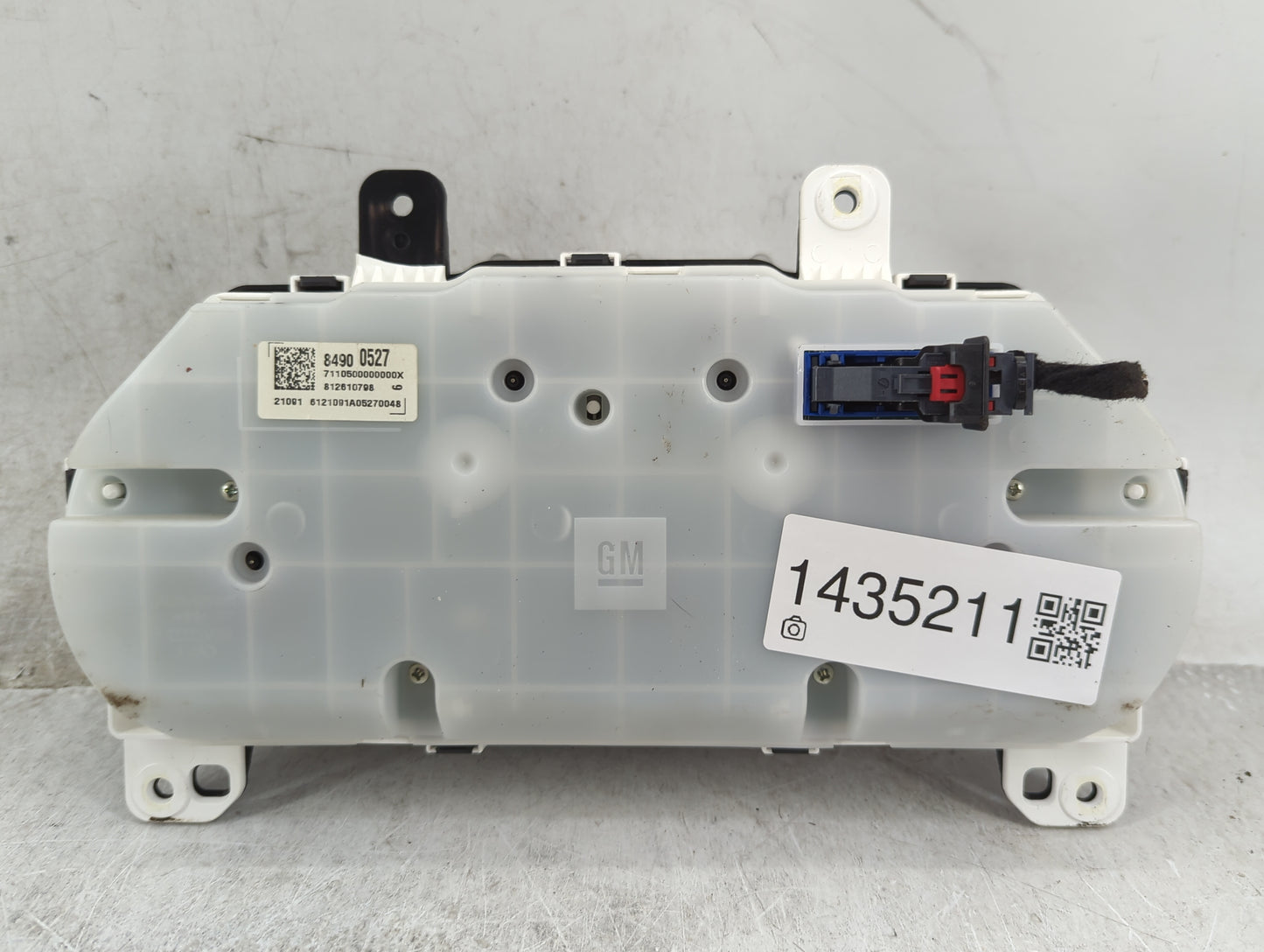 2022 Chevrolet Malibu Instrument Cluster Speedometer Gauges P/N:84900527 Fits OEM Used Auto Parts - Oemusedautoparts1.com