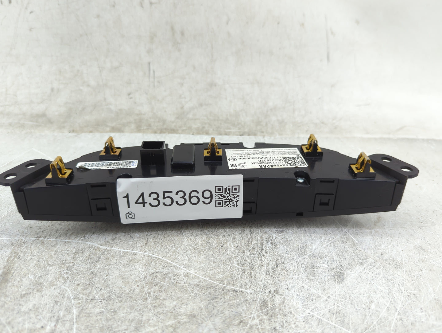 2018-2021 Chevrolet Malibu Climate Control Module Temperature AC/Heater Replacement P/N:84684288 7370200000000X Fits OEM Use