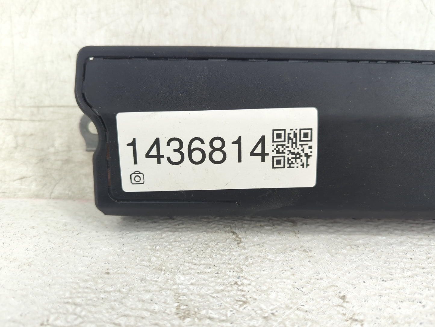 2016-2021 Chevrolet Malibu Air Bag Passenger Right Knee OEM P/N:TG11D06002 0589-P1-000363 Fits Fits 2016 2017 2018 2019 2020