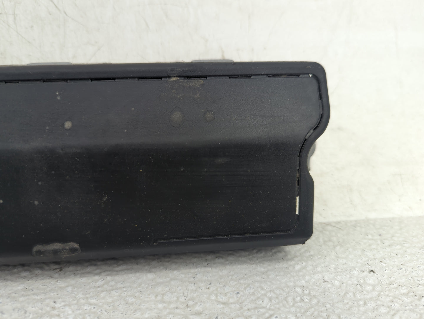 2016-2021 Chevrolet Malibu Air Bag Passenger Right Knee OEM P/N:TG11D06002 0589-P1-000363 Fits Fits 2016 2017 2018 2019 2020