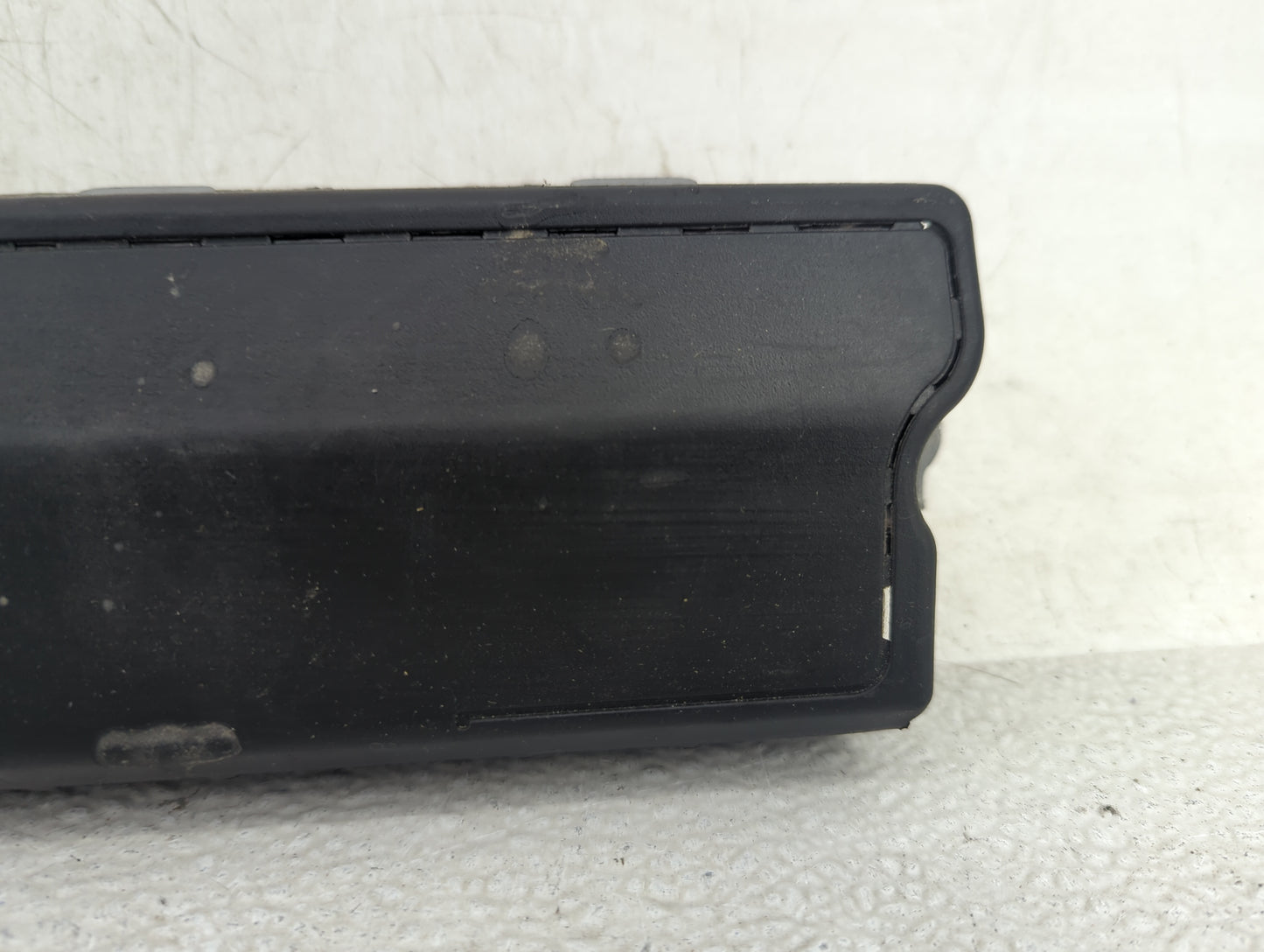 2016-2021 Chevrolet Malibu Air Bag Passenger Right Knee OEM P/N:TG11D06002 0589-P1-000363 Fits Fits 2016 2017 2018 2019 2020
