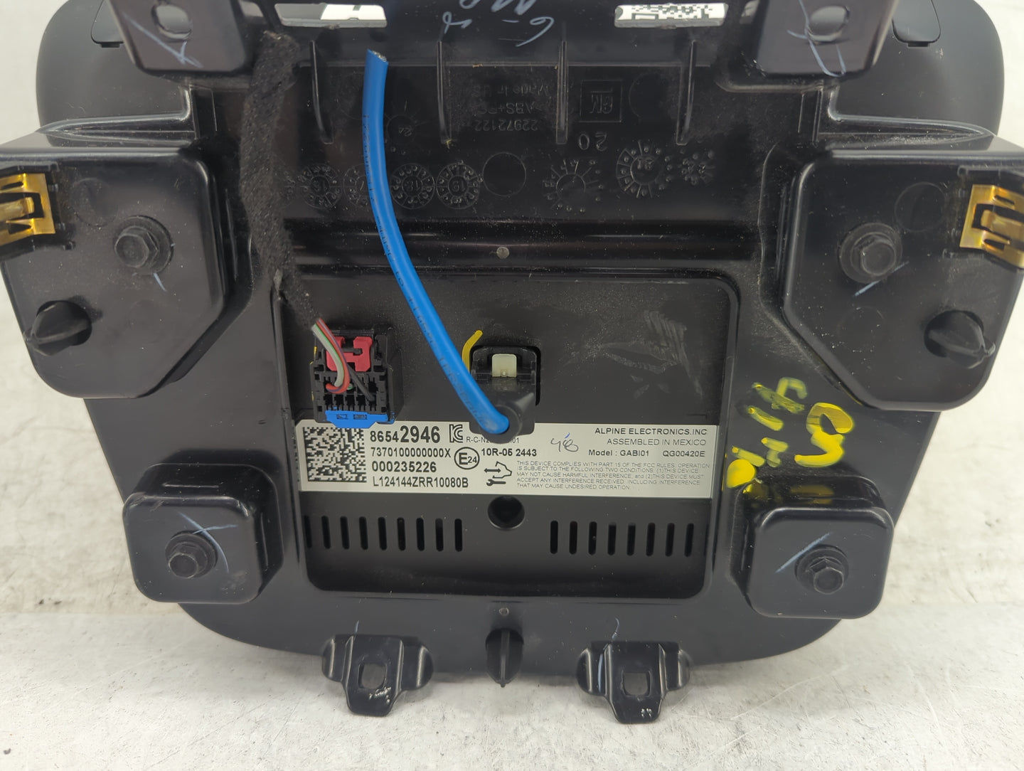 2022 Chevrolet Malibu Information Display Screen - Oemusedautoparts1.com