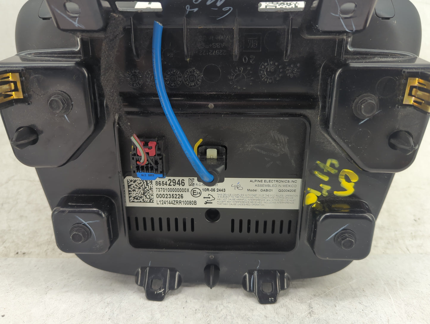 2022 Chevrolet Malibu Information Display Screen - Oemusedautoparts1.com