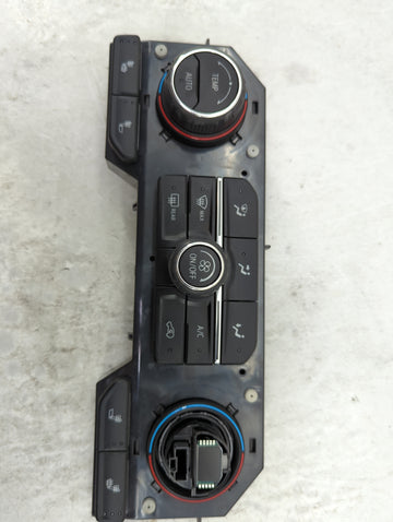 2018-2021 Chevrolet Malibu Climate Control Module Temperature AC/Heater Replacement P/N:85580561 7370200000000X Fits OEM Use