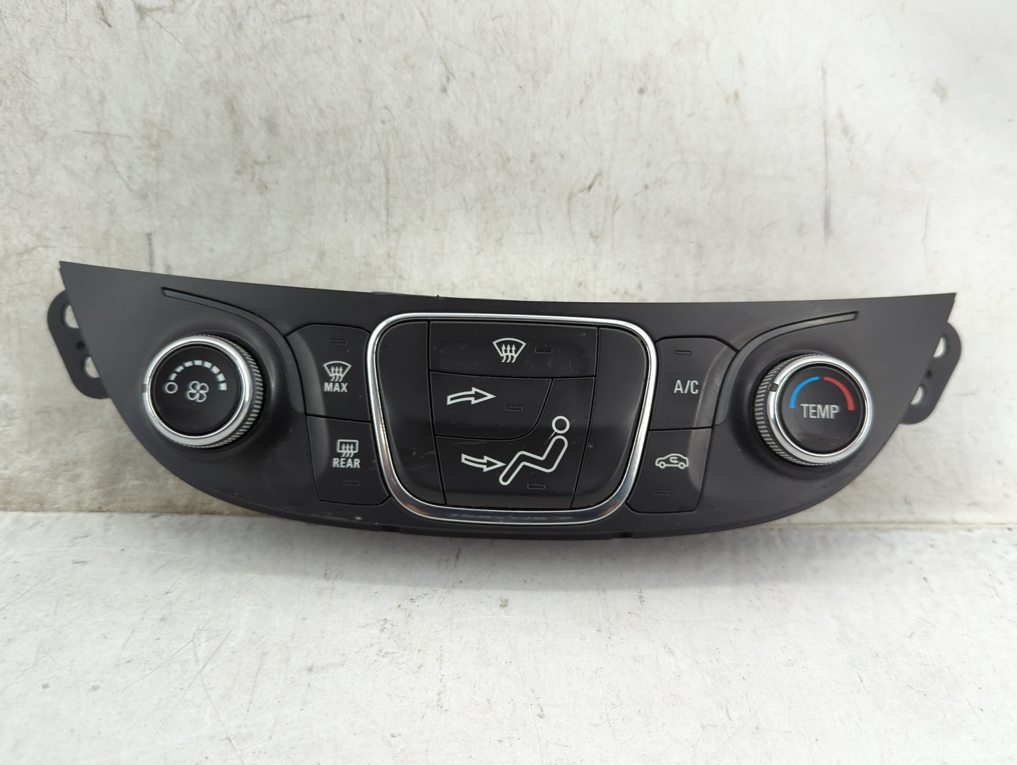 2019-2021 Chevrolet Malibu Climate Control Module Temperature AC/Heater Replacement P/N:84426651 7370200000000X Fits OEM Use