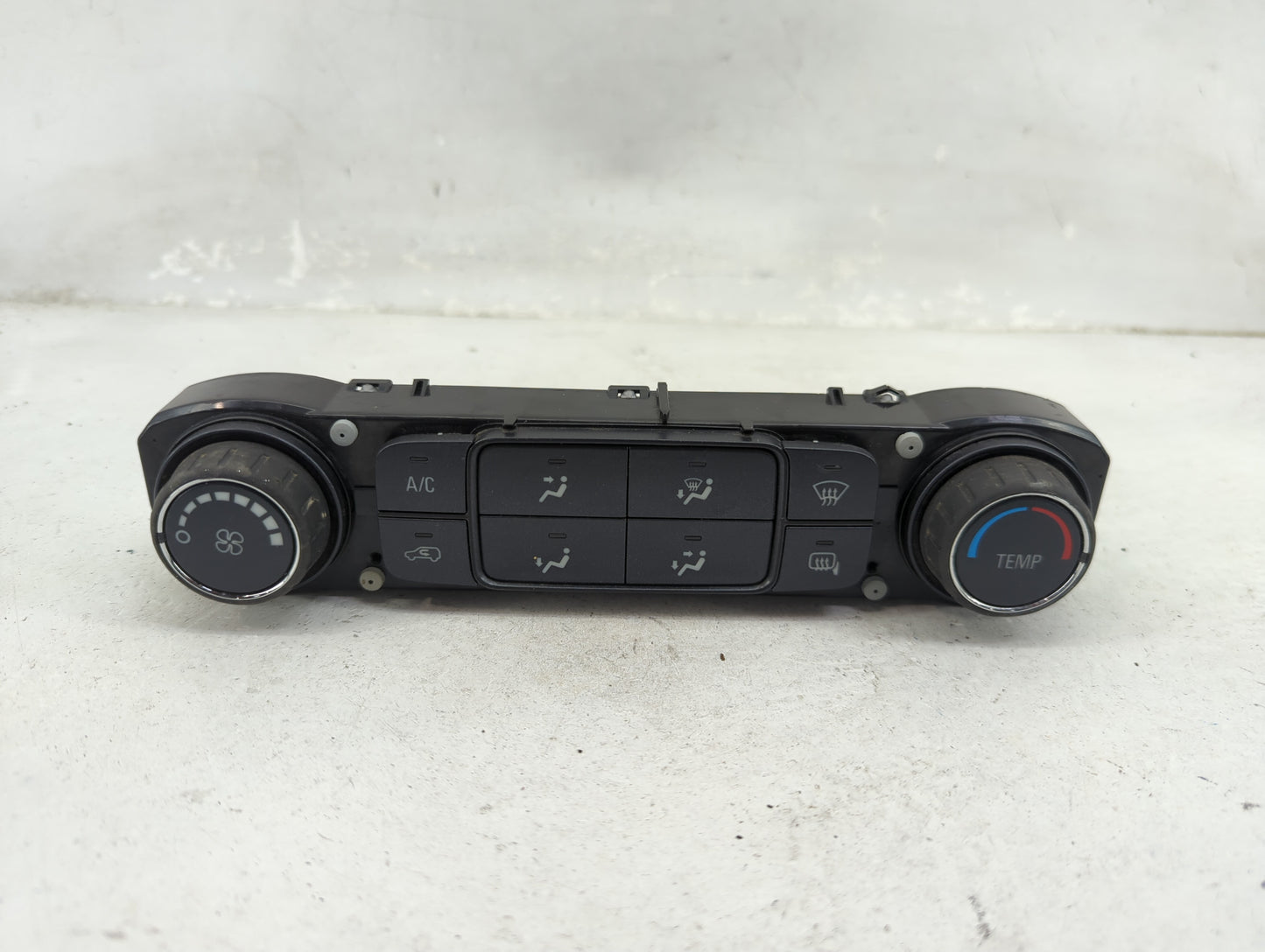 2018-2021 Chevrolet Malibu Climate Control Module Temperature AC/Heater Replacement P/N:22486621 7370200000000X Fits OEM Use