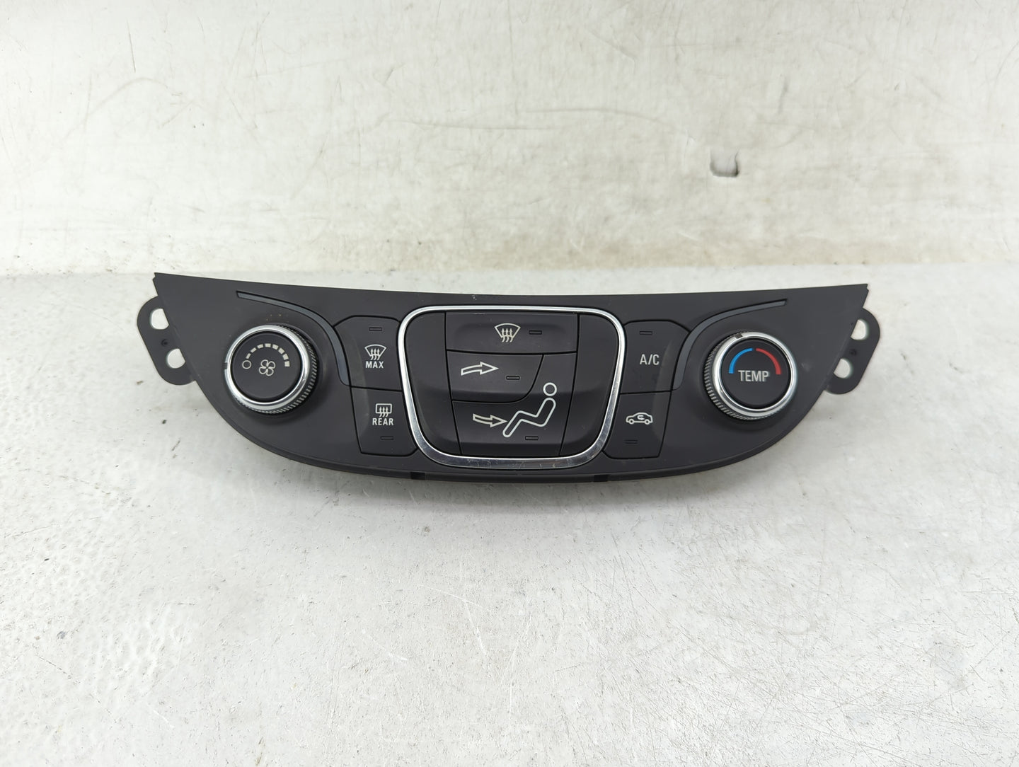 2019-2021 Chevrolet Malibu Climate Control Module Temperature AC/Heater Replacement P/N:84426646 7370200000000X Fits OEM Use