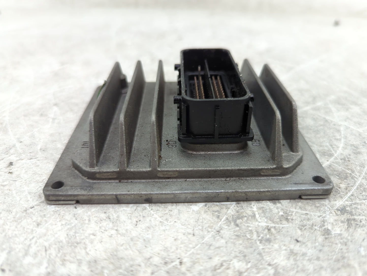 2019-2021 Chevrolet Malibu Body Control Module Bcm Inner Cabin Fuse Box - Oemusedautoparts1.com