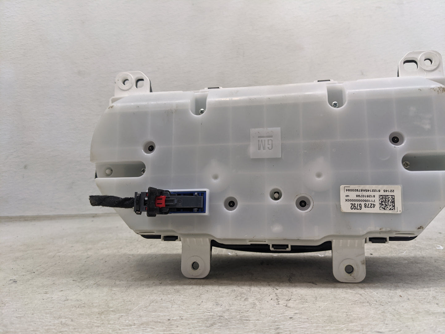 2022 Chevrolet Malibu Instrument Cluster Speedometer Gauges P/N:42786792 7110500000000X, 8126107984 Miles:70K Fits OEM Used 