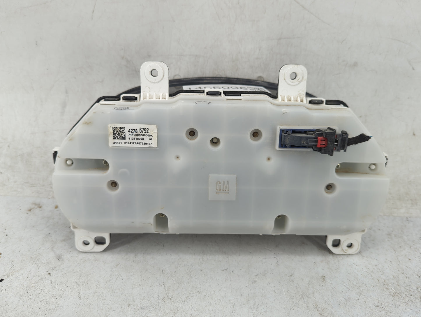 2022 Chevrolet Malibu Instrument Cluster Speedometer Gauges P/N:42786792 769305-290A, 769316-290A Miles: Fits OEM Used Auto 