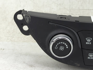 2019-2021 Chevrolet Malibu Climate Control Module Temperature AC/Heater Replacement P/N:84426651 7370200000000X Fits OEM Used Auto Parts