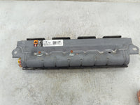 2016-2021 Chevrolet Malibu Air Bag Passenger Right Knee OEM P/N:23420286 Fits Fits 2016 2017 2018 2019 2020 2021 OEM Used Au