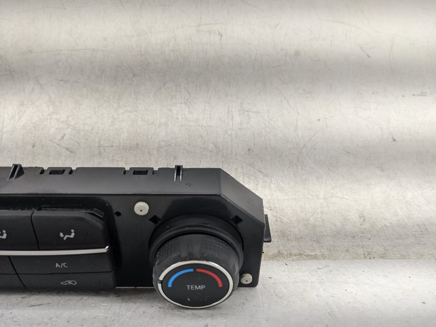 2019-2021 Chevrolet Malibu Climate Control Module Temperature AC/Heater Replacement P/N:8496388I 81S372982 Fits OEM Used Aut