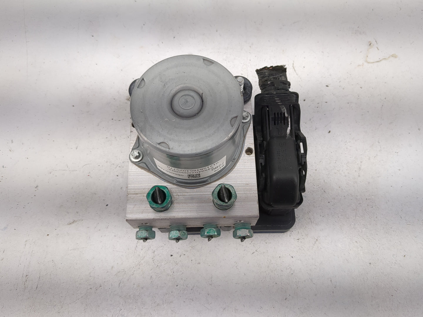 2022 Chevrolet Malibu ABS Pump Control Module Replacement P/N:24504020000000X 0121084864020770, 0265515766, 0265294445 Fits 