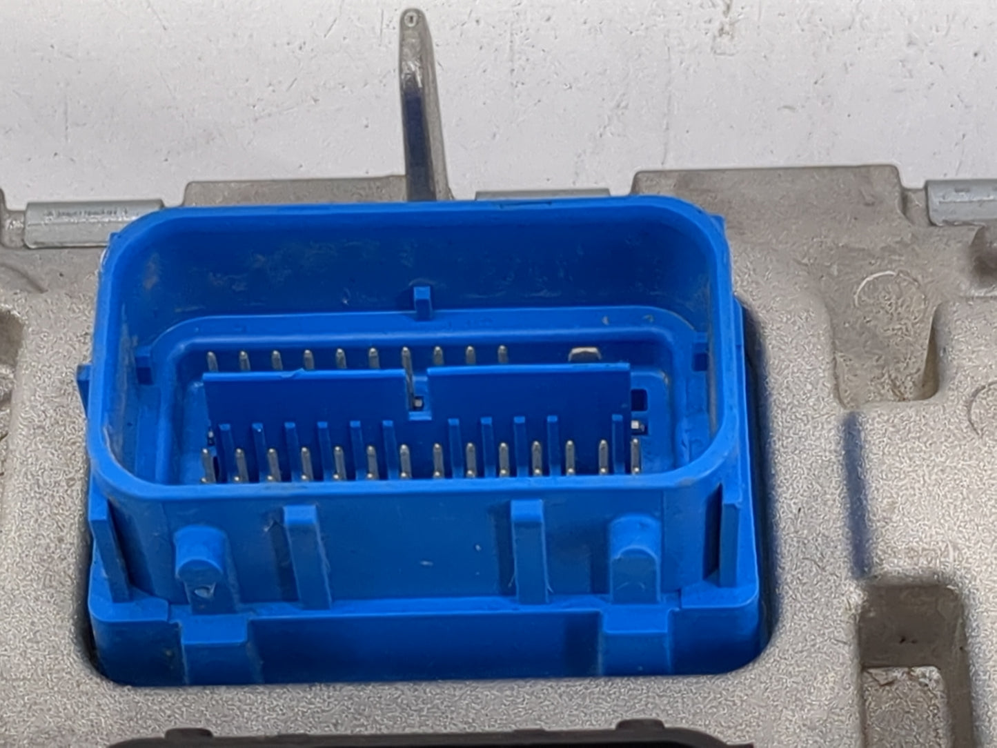 2020-2021 Chevrolet Malibu PCM Engine Control Computer ECU ECM PCU OEM P/N:12718932 12711695 Fits Fits 2020 2021 2022 OEM Us