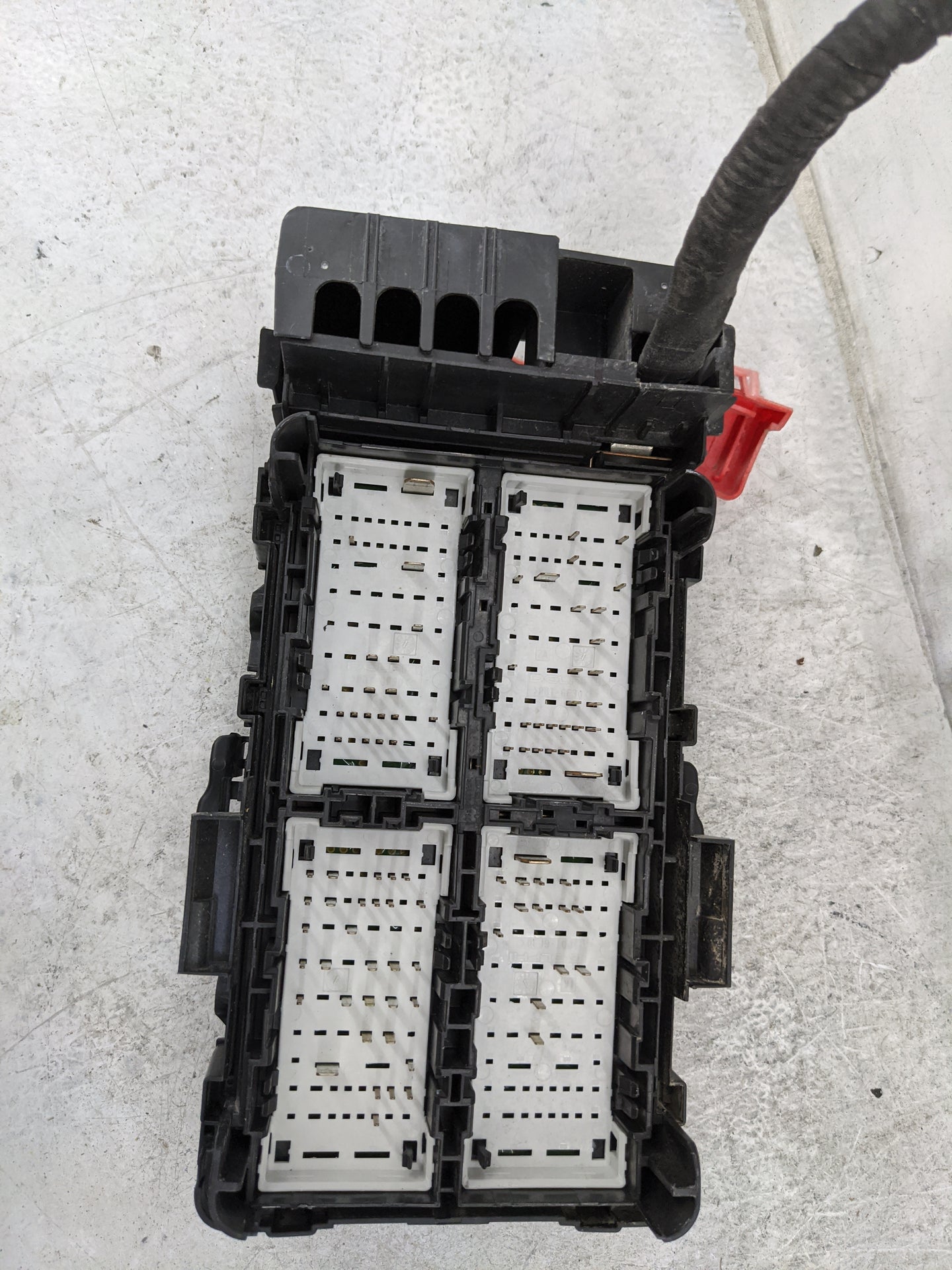 2022 Chevrolet Malibu Fusebox Fuse Box Panel Relay Module P/N:84950507 Fits OEM Used Auto Parts - Oemusedautoparts1.com