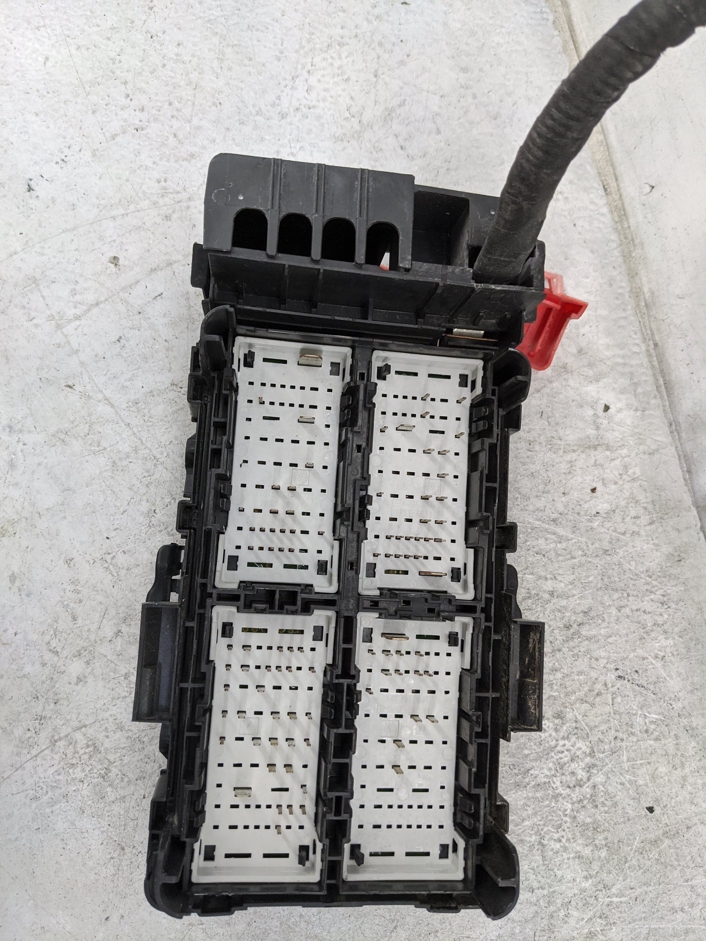 2022 Chevrolet Malibu Fusebox Fuse Box Panel Relay Module P/N:84950507 Fits OEM Used Auto Parts - Oemusedautoparts1.com