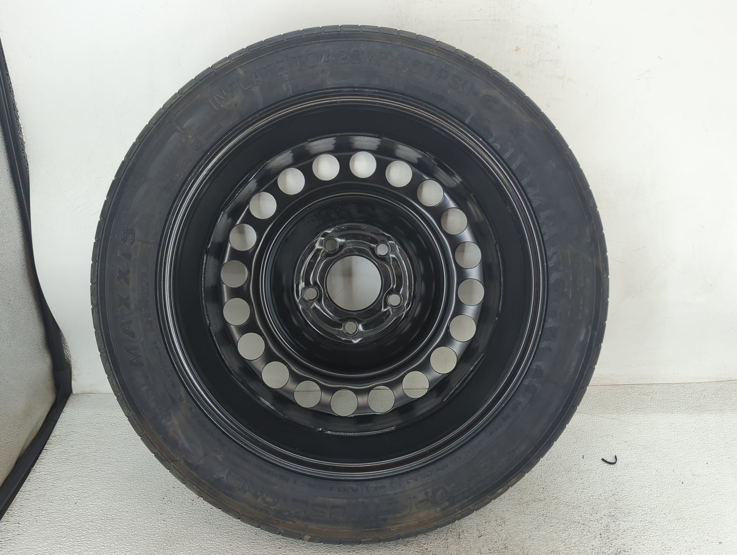 2016-2022 Chevrolet Malibu Spare Donut Tire Wheel Rim Oem 1491159 - Oemusedautoparts1.com