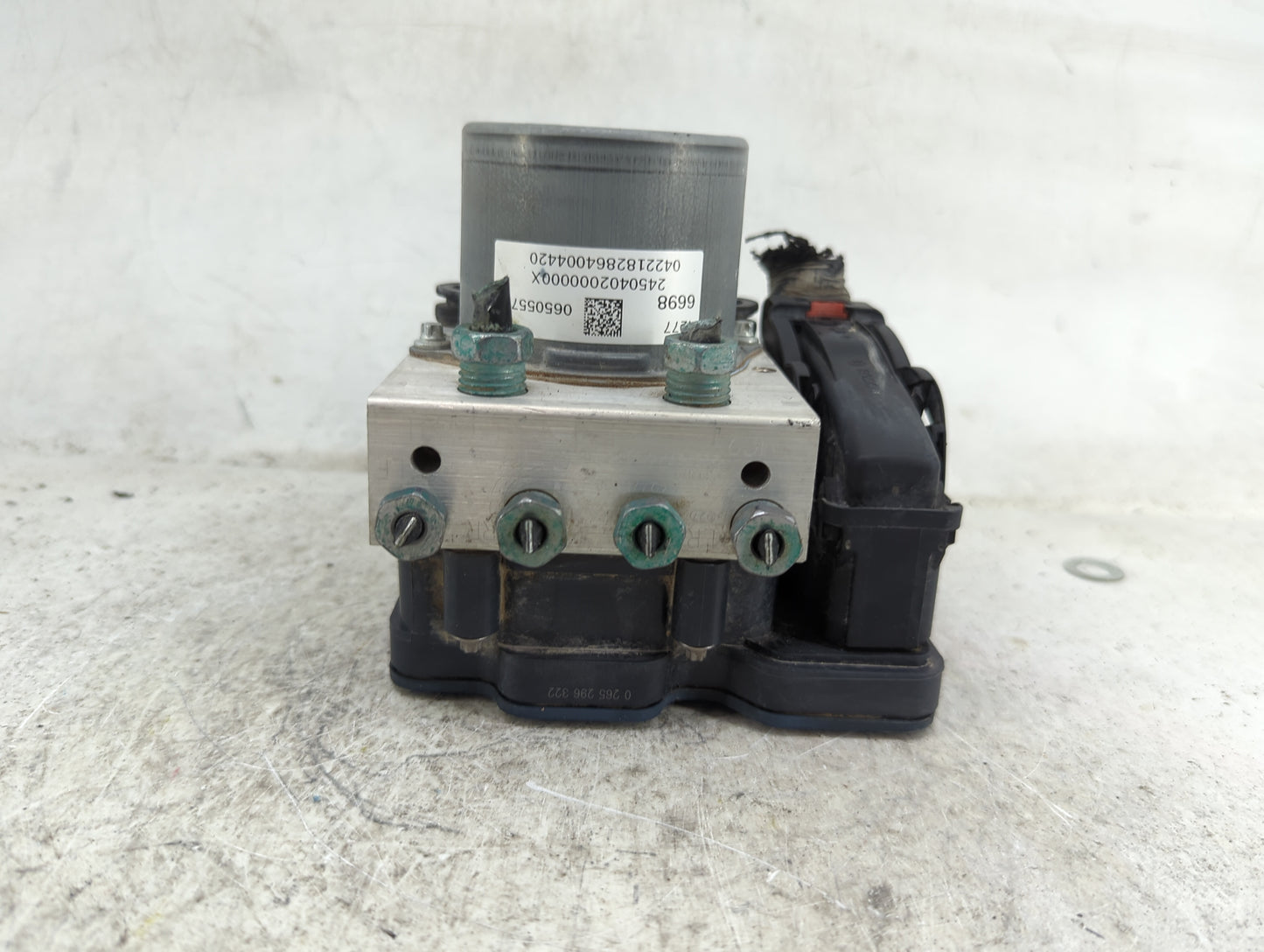 2019-2021 Chevrolet Malibu ABS Pump Control Module Replacement P/N:0265557 0265296333, 24504020000000X Fits Fits 2019 2020 2