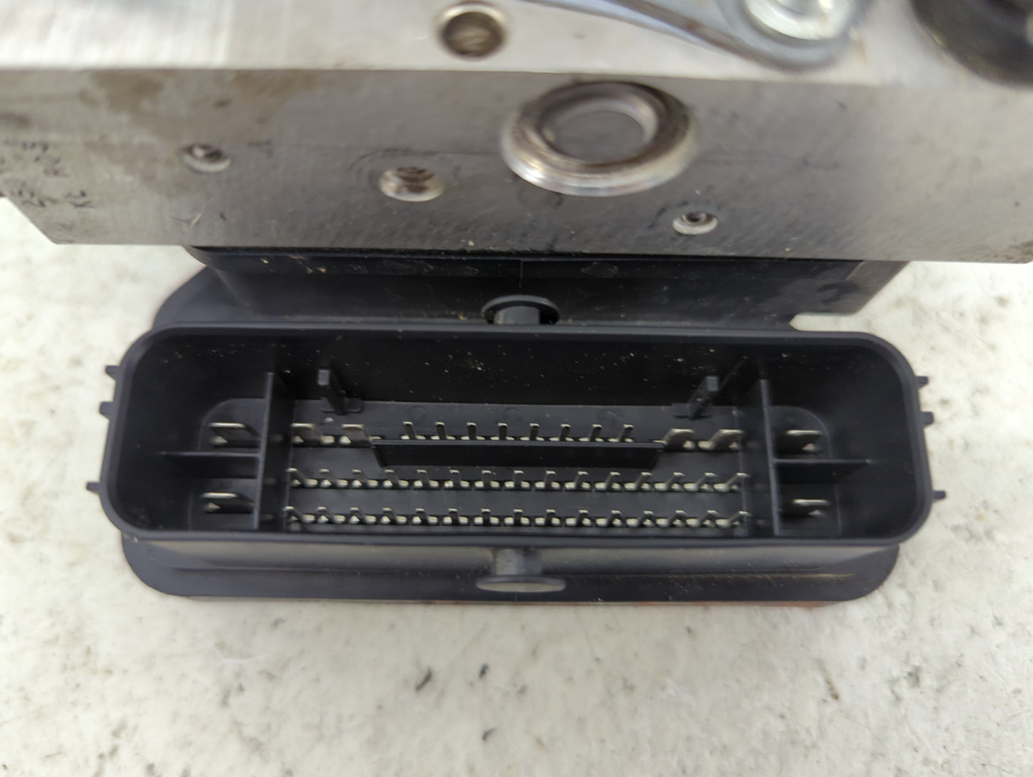 2019-2021 Chevrolet Malibu ABS Pump Control Module Replacement P/N:24504020000000X 065055766 Fits Fits 2019 2020 2021 OEM Us