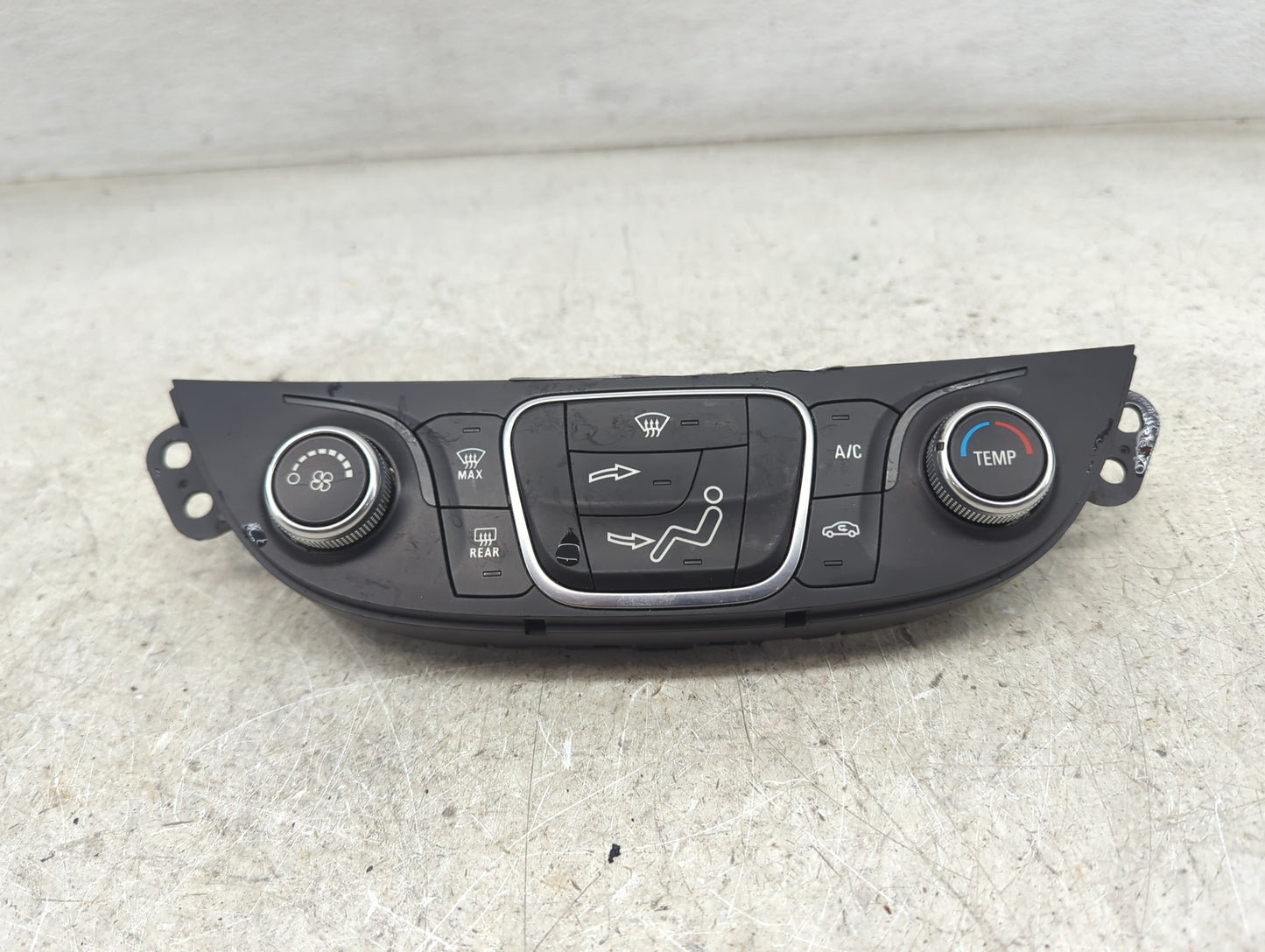 2019-2021 Chevrolet Malibu Climate Control Module Temperature AC/Heater Replacement P/N:23274442 SDB133373 Fits OEM Used Aut