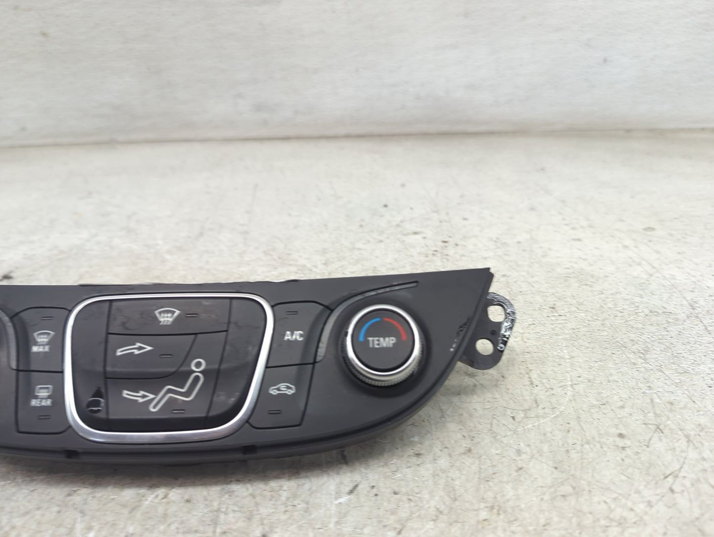 2019-2021 Chevrolet Malibu Climate Control Module Temperature AC/Heater Replacement P/N:23274442 SDB133373 Fits OEM Used Aut