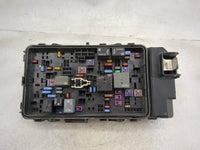 2022 Chevrolet Malibu Fusebox Fuse Box Panel Relay Module P/N:13500128 13500114, 13468934, 13468935, 13455281, 13422668 Fits