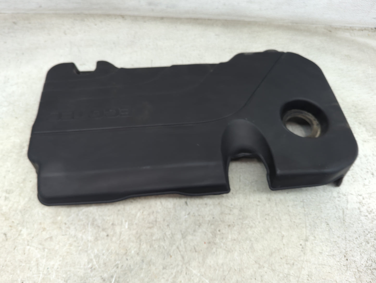 2022 Chevrolet Malibu Engine Cover 1497054 - Oemusedautoparts1.com
