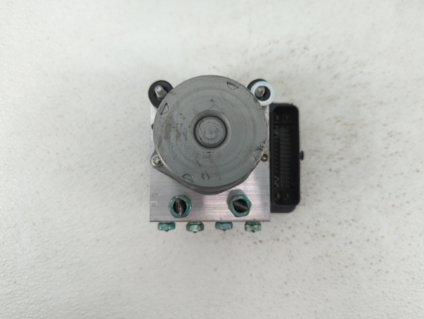 2016 Chevrolet Malibu ABS Pump Control Module Replacement P/N:065055766 23410405 Fits OEM Used Auto Parts - Oemusedautoparts