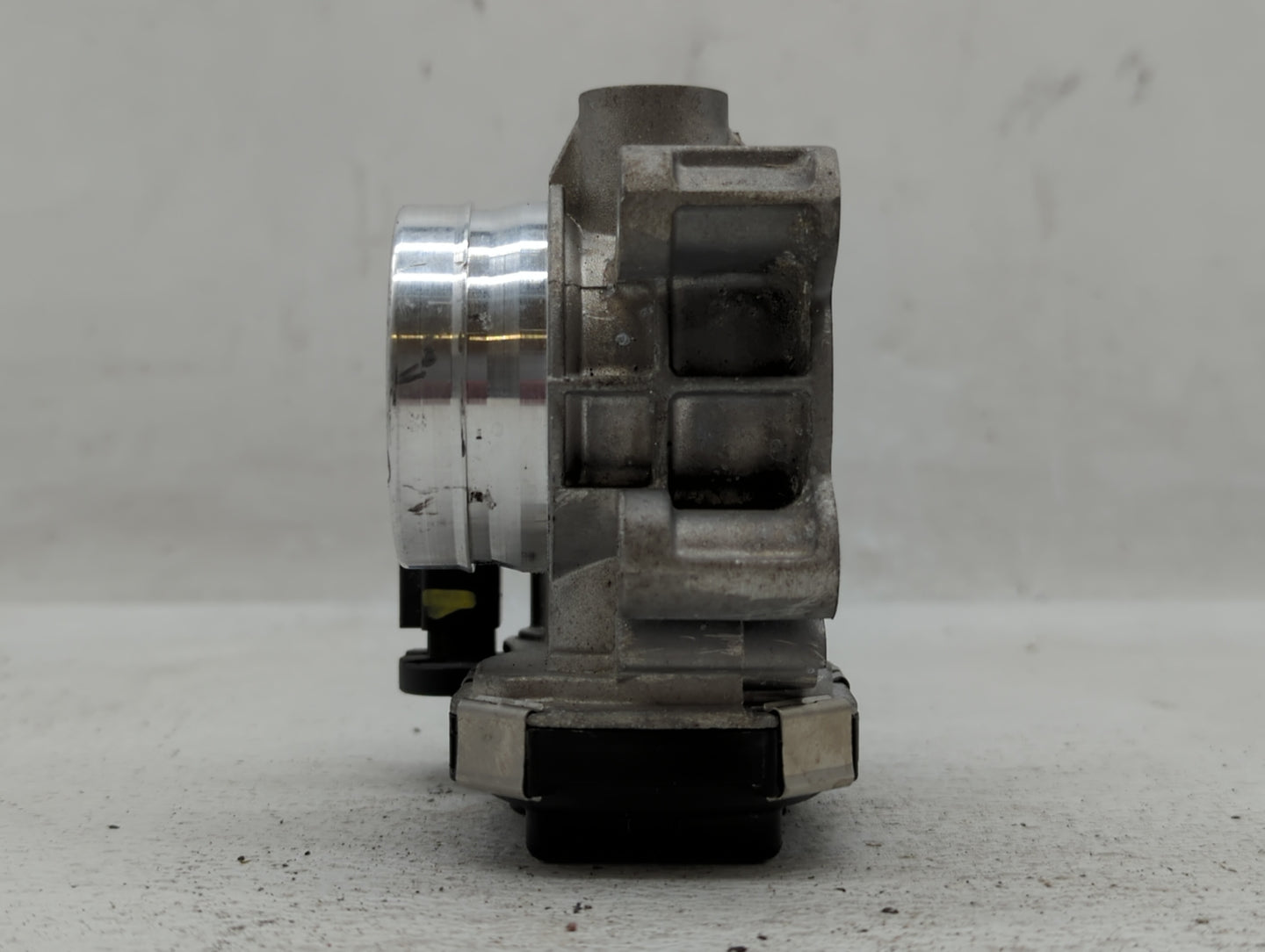 2022 Chevrolet Malibu Throttle Body P/N:12671379AA Fits OEM Used Auto Parts - Oemusedautoparts1.com