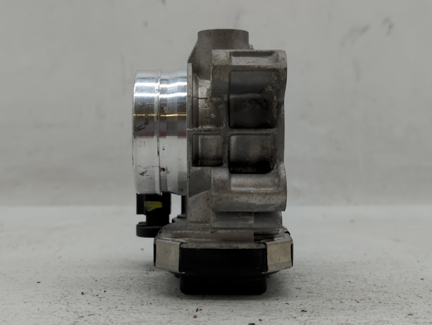 2022 Chevrolet Malibu Throttle Body P/N:12671379AA Fits OEM Used Auto Parts - Oemusedautoparts1.com