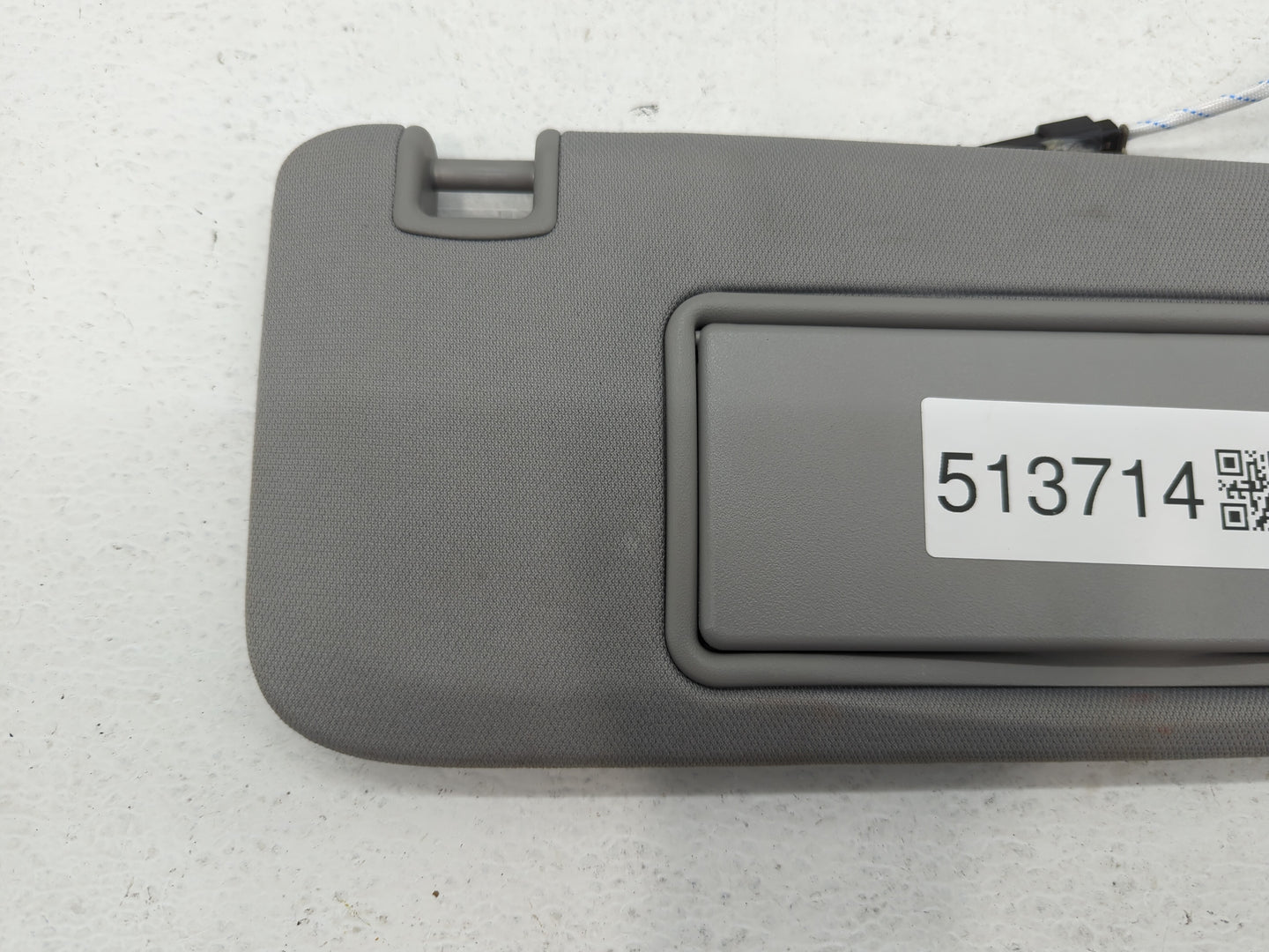 2022 Chevrolet Malibu Sun Visor Shade Replacement Passenger Right Mirror Fits OEM Used Auto Parts - Oemusedautoparts1.com