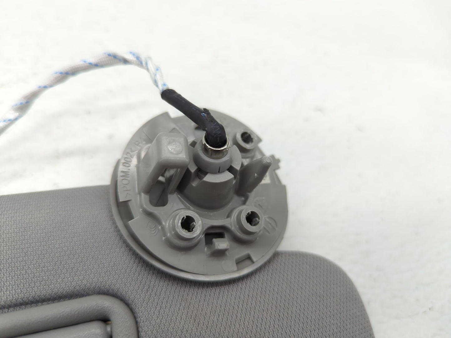 2022 Chevrolet Malibu Sun Visor Shade Replacement Passenger Right Mirror Fits OEM Used Auto Parts - Oemusedautoparts1.com