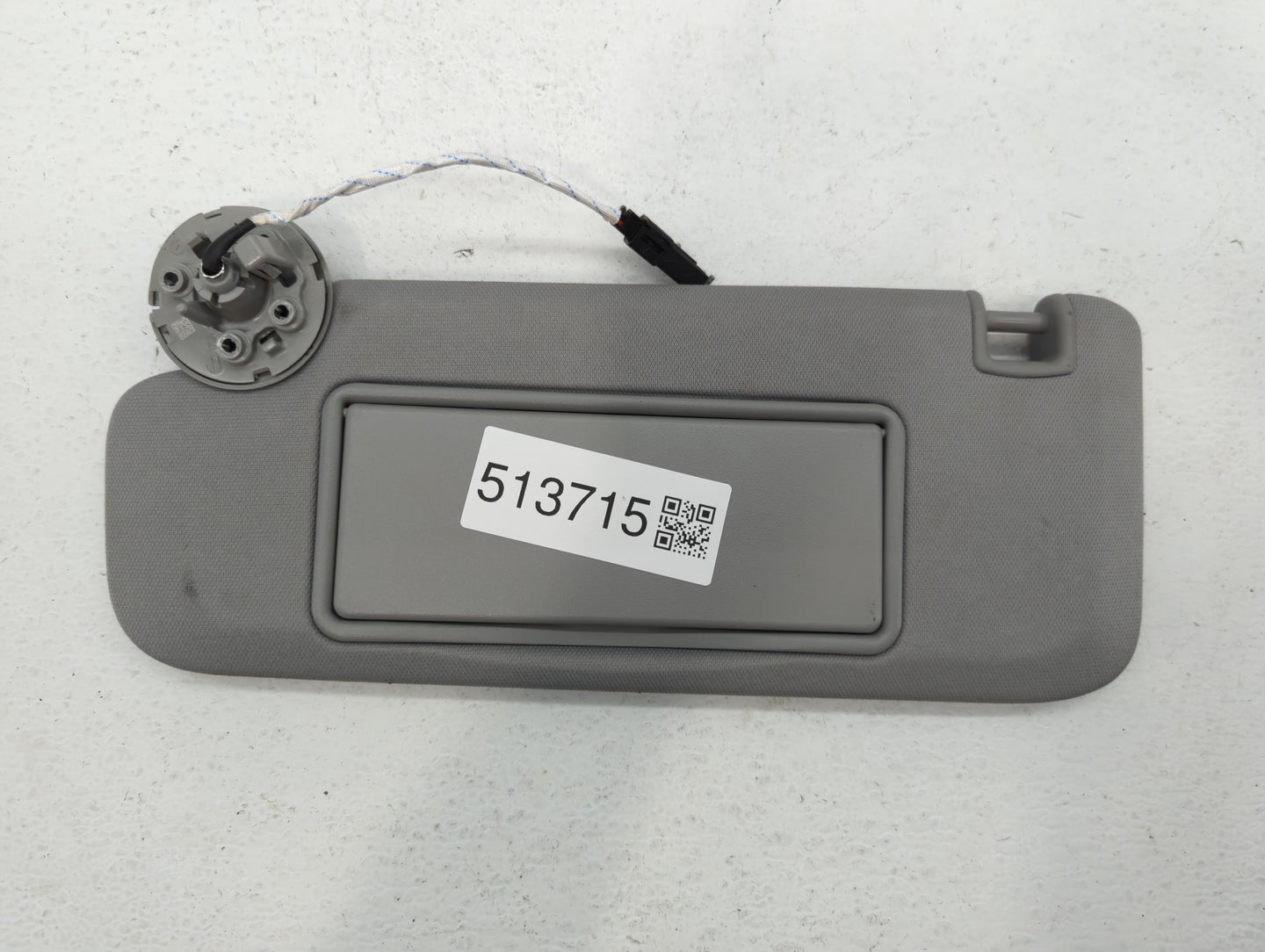 2022 Chevrolet Malibu Sun Visor Shade Replacement Driver Left Mirror Fits OEM Used Auto Parts - Oemusedautoparts1.com