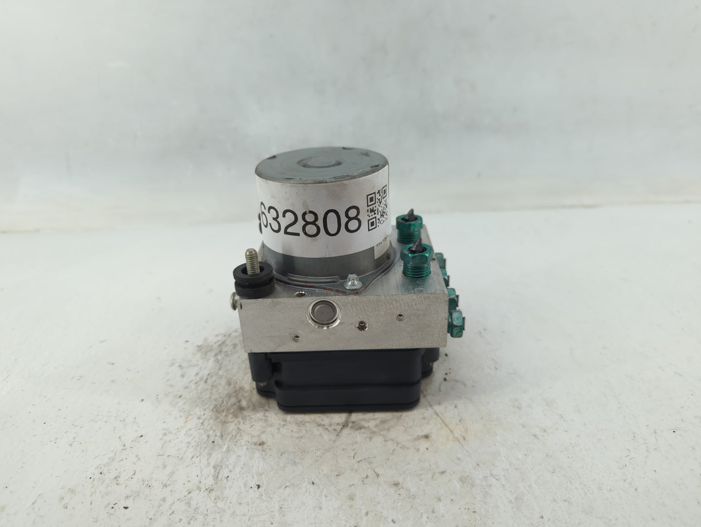 2019-2021 Chevrolet Malibu ABS Pump Control Module Replacement P/N:4277 6698 065055766 Fits Fits 2019 2020 2021 OEM Used Aut