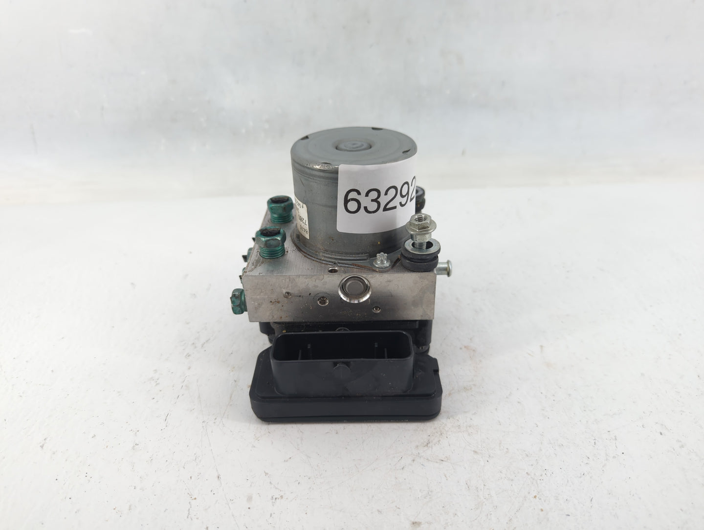 2019-2021 Chevrolet Malibu ABS Pump Control Module Replacement P/N:8476 7280 065055766 Fits Fits 2019 2020 2021 OEM Used Aut