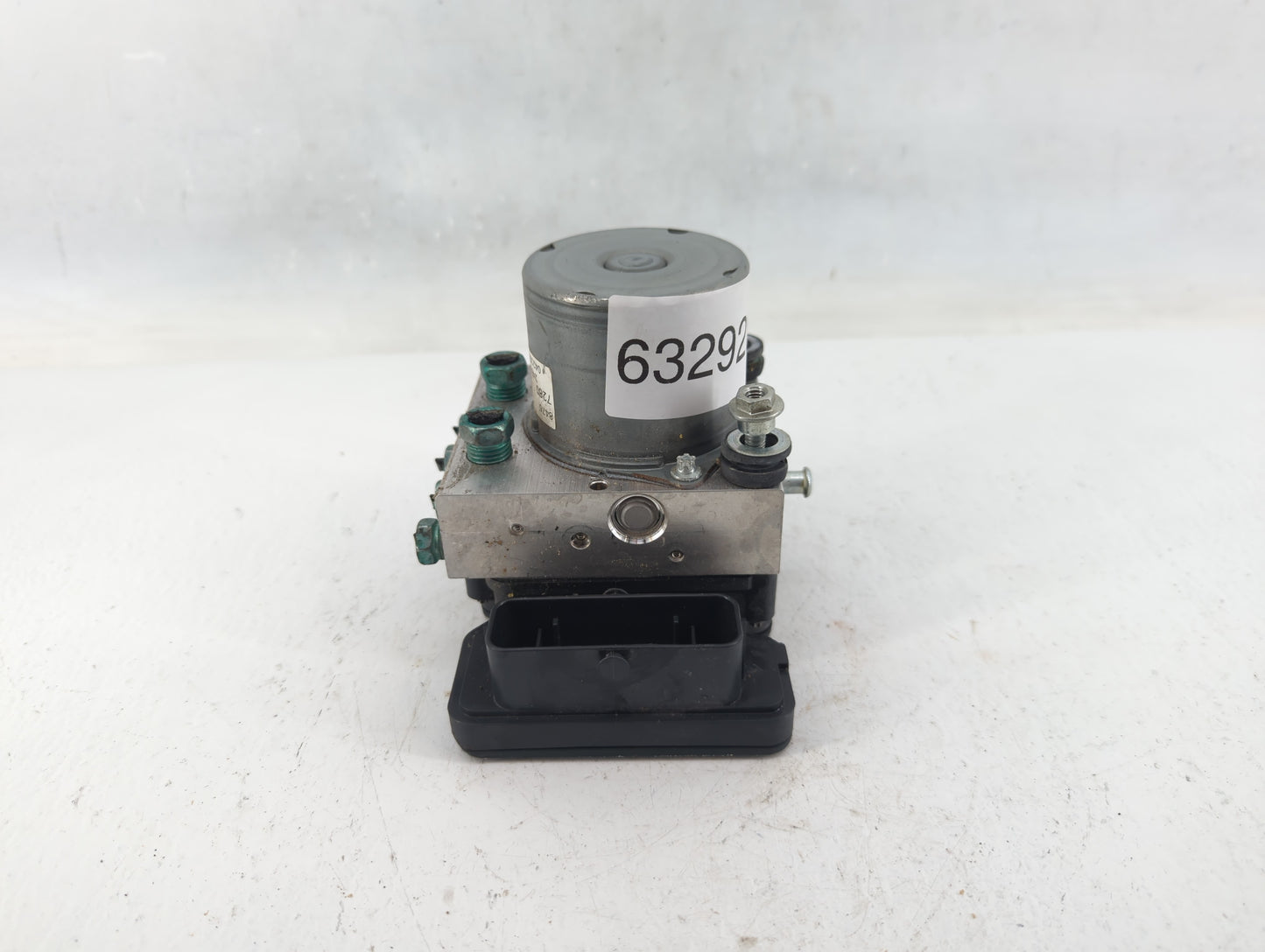 2019-2021 Chevrolet Malibu ABS Pump Control Module Replacement P/N:8476 7280 065055766 Fits Fits 2019 2020 2021 OEM Used Aut