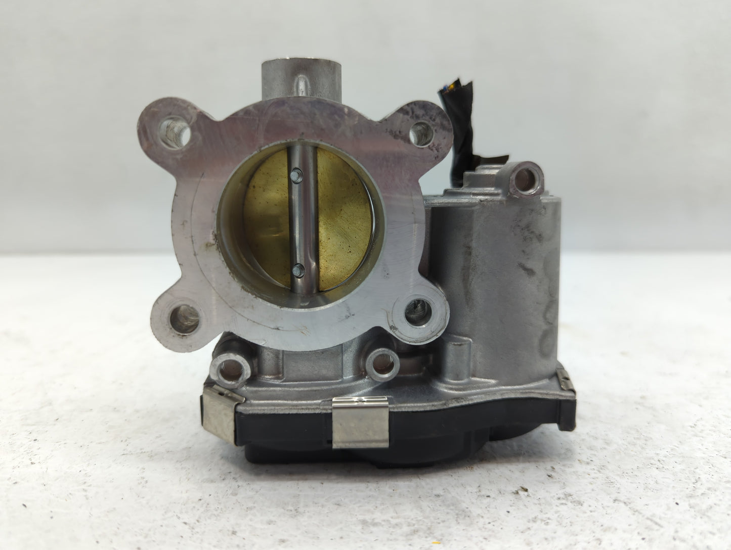2016-2021 Chevrolet Malibu Throttle Body P/N:12671379AA Fits Fits 2016 2017 2018 2019 2020 2021 2022 OEM Used Auto Parts - O