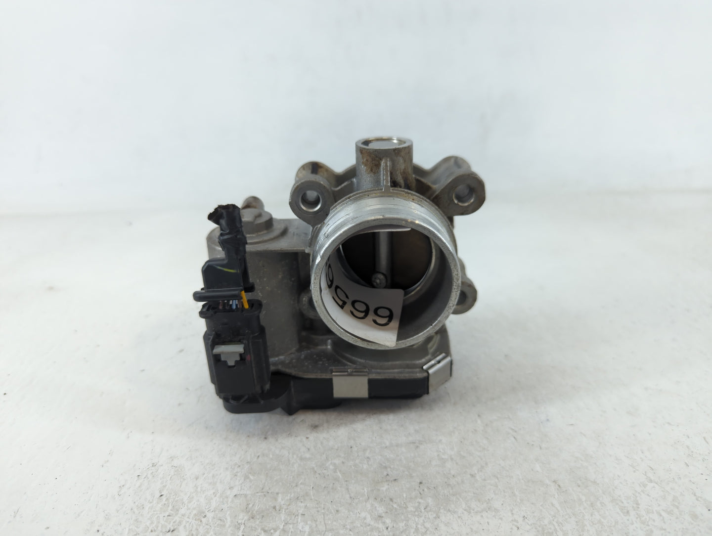 2016-2021 Chevrolet Malibu Throttle Body P/N:12671379AA Fits Fits 2016 2017 2018 2019 2020 2021 2022 OEM Used Auto Parts - O
