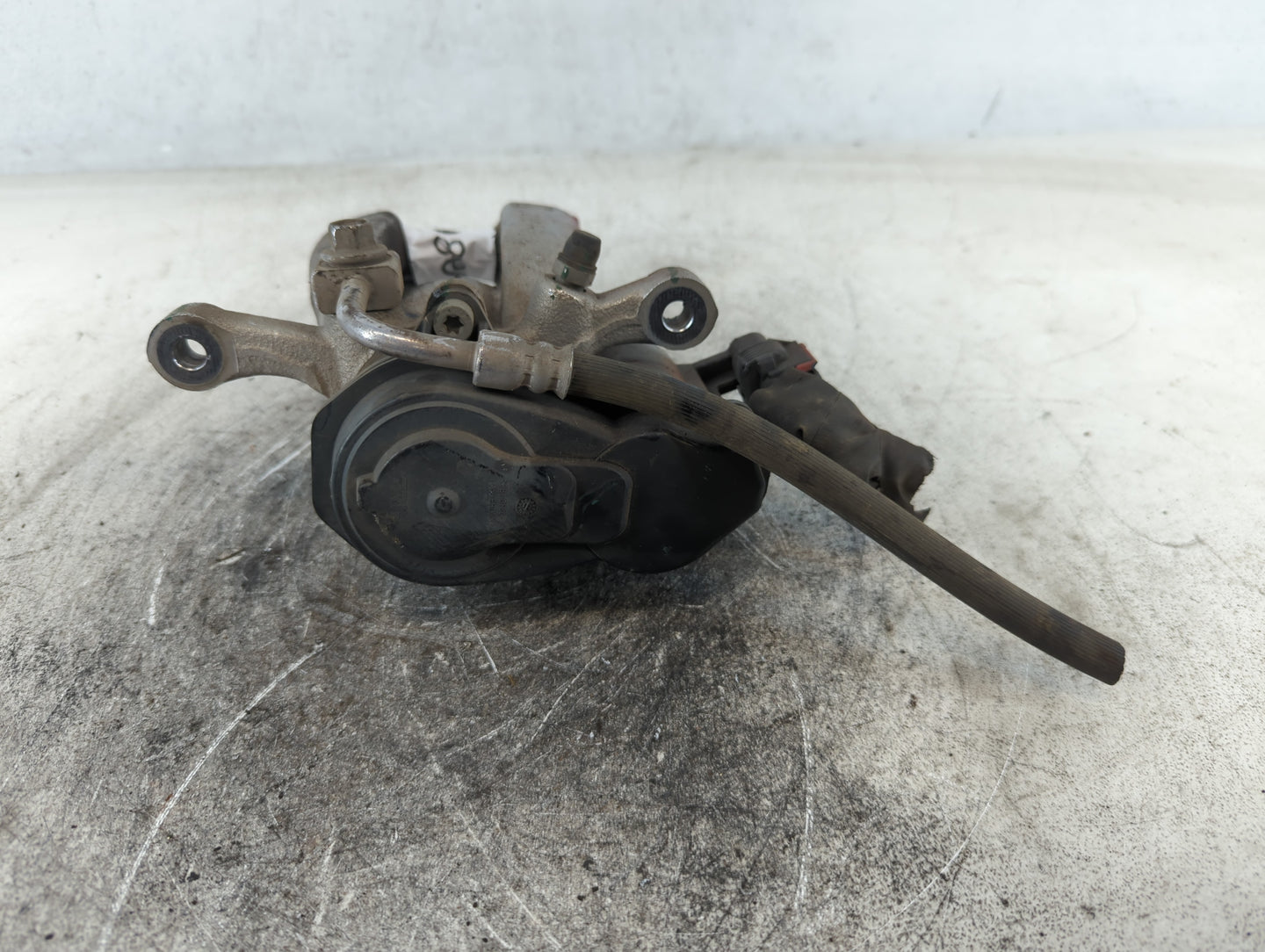 2016-2021 Chevrolet Malibu Front Passenger Right Brake Caliper 699883 - Oemusedautoparts1.com