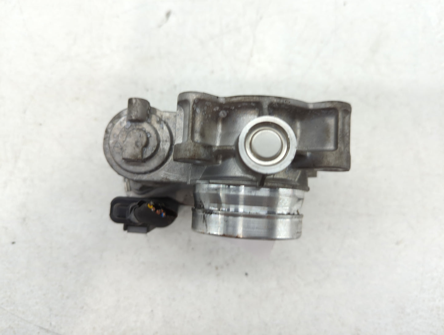 2016-2021 Chevrolet Malibu Throttle Body P/N:12671379AA Fits Fits 2016 2017 2018 2019 2020 2021 2022 OEM Used Auto Parts - O