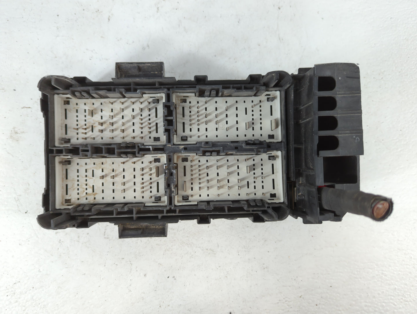 2022 Chevrolet Malibu Fusebox Fuse Box Panel Relay Module P/N:84950508_01 Fits OEM Used Auto Parts - Oemusedautoparts1.com